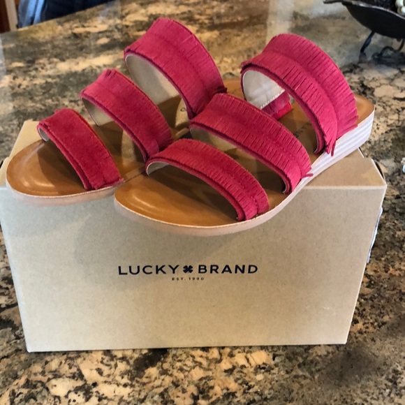 Lucky Brand Shoes - Lucky Brand Hegen Sandal NWT!!